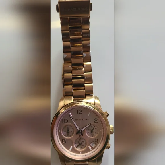 Mk Watch - Picture 2 of 5